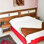 Mare Hotel