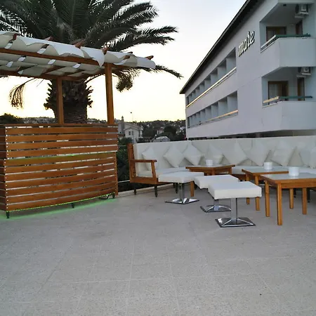 Ξενοδοχείο Mare 3*